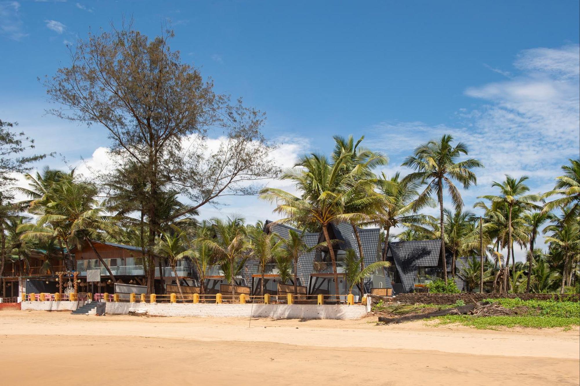 The Rose Goa Beach Resort Agonda Eksteriør bilde