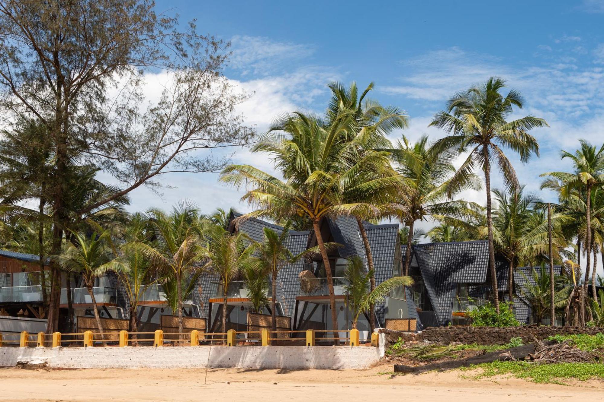 The Rose Goa Beach Resort Agonda Eksteriør bilde